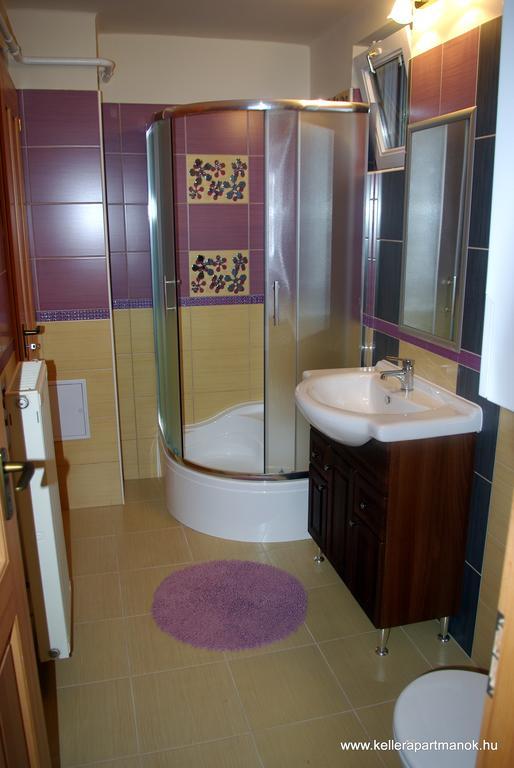 Keller Apartmanok Hajdúszoboszló Szoba fotó
