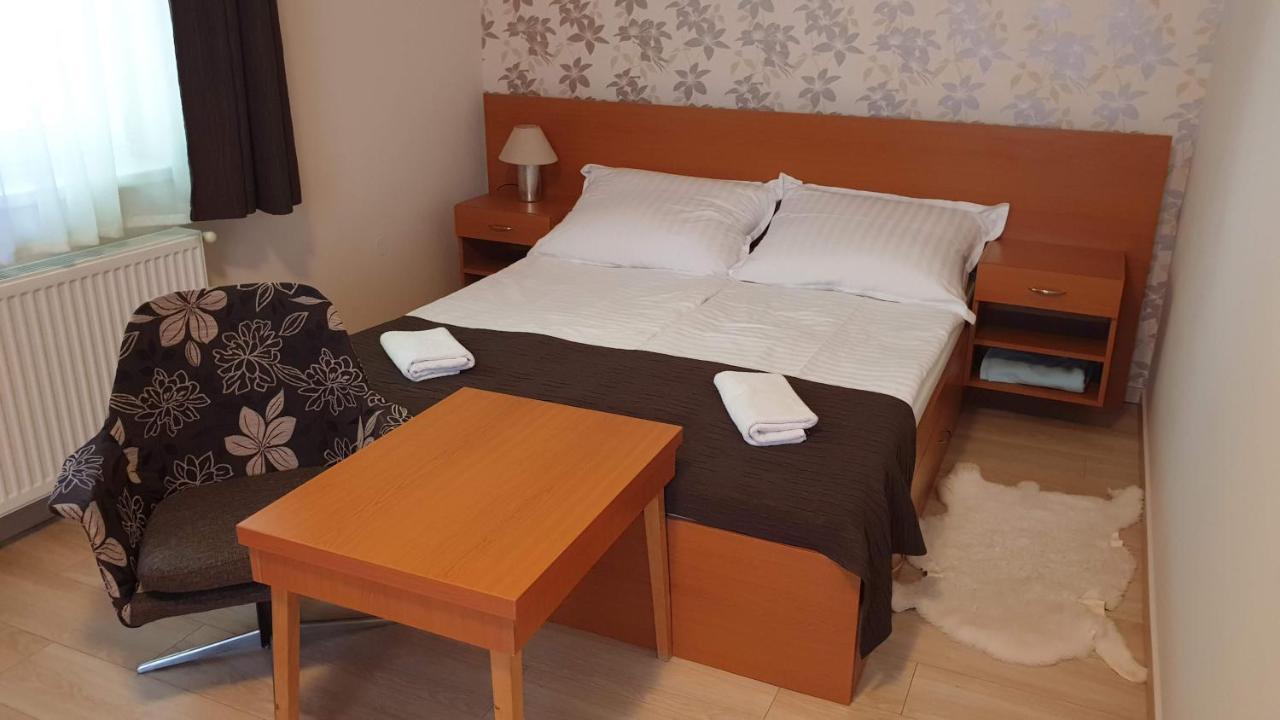 Keller Apartmanok Hajdúszoboszló Kültér fotó